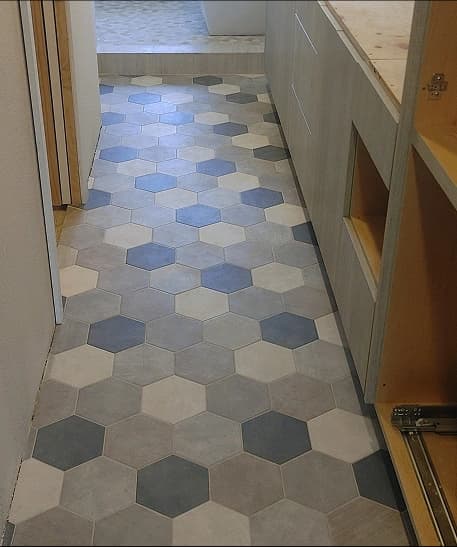 Hexagon floor tile